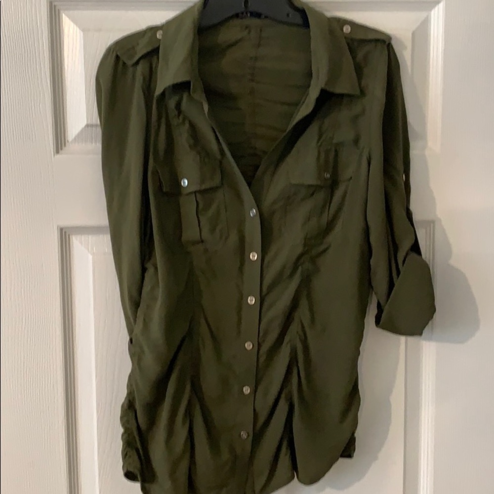 Express button down blouse Army green